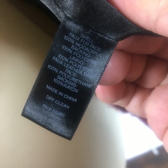 Express Special Edition red faux fur coat bomber jacket size Medium - Picture 6 of 10